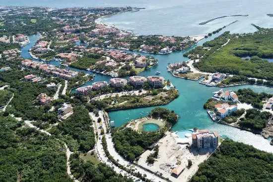 marina puerto aventuras 