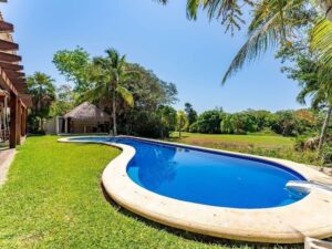 condo fees Riviera Maya explained