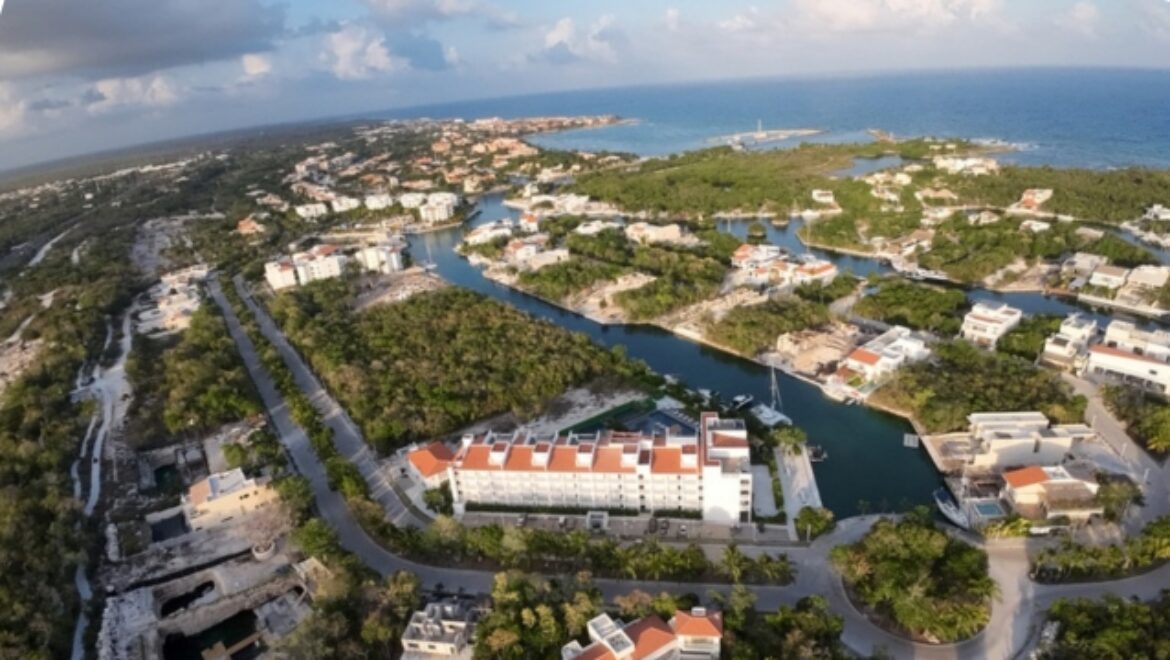“sell property Puerto Aventuras marina view”