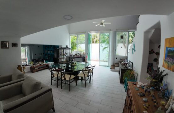 House for Sale in Puerto Aventuras Caleta Yalku – 4BR Golf View Home with Pool